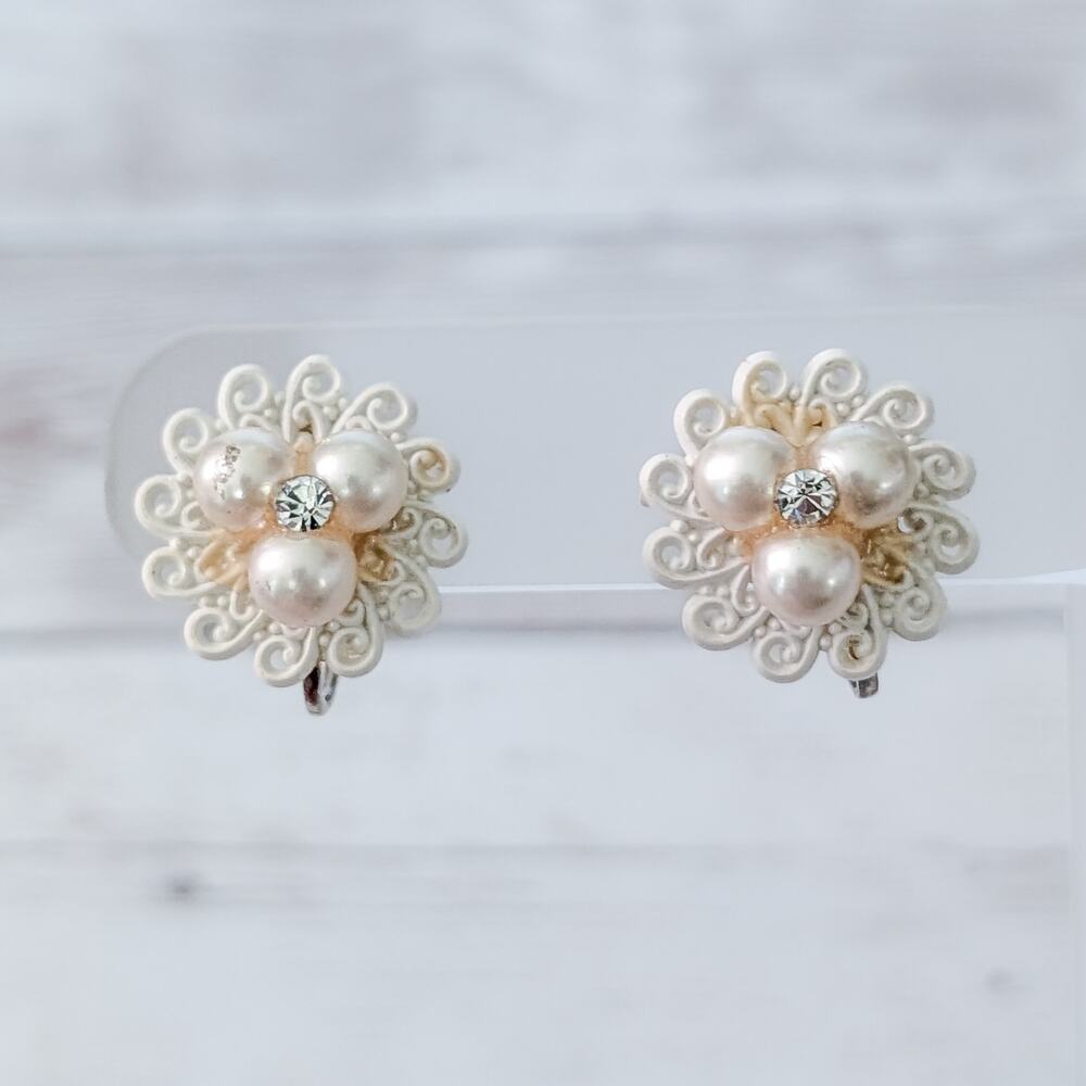 Vintage Screw Back Earrings Lace Like Pattern with Faux Pearls & Clear Gem